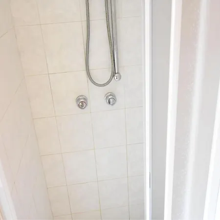 Bifamiliare Giunone * 多穆斯-德玛丽亚